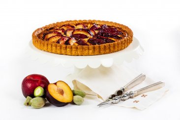 Plum Frangipane